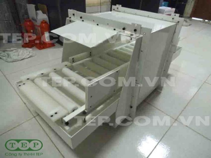 Dàn con lăn nhựa - PVC roller conveyor