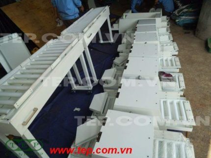 Dàn con lăn nhựa - PVC roller conveyor