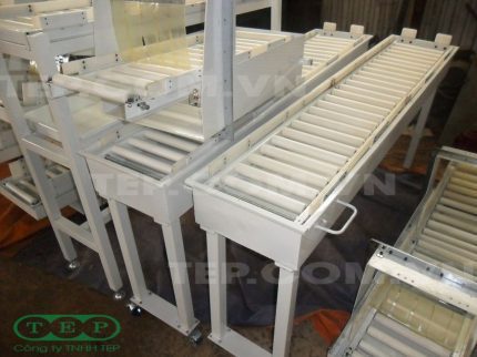 Dàn con lăn nhựa - PVC roller conveyor