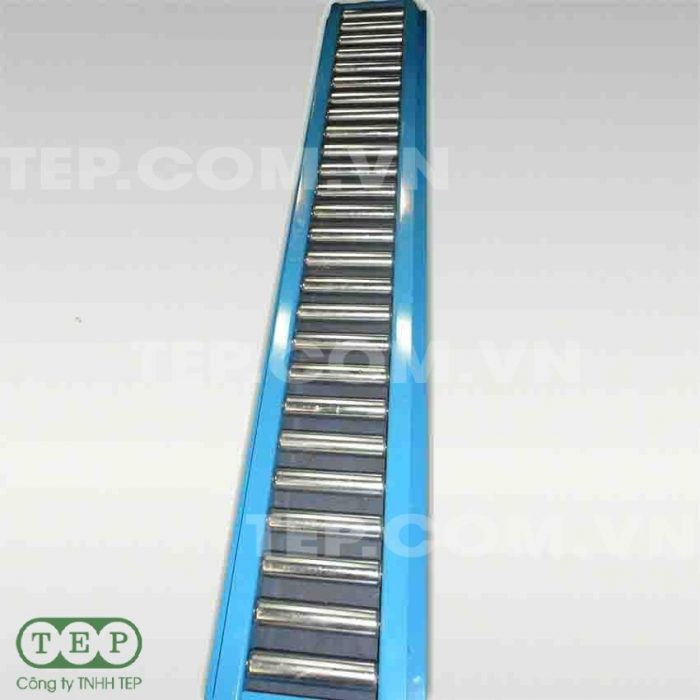 Dàn con lăn thẳng- Staging roller conveyor