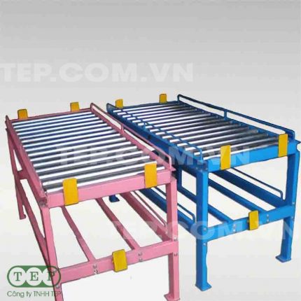 Dàn con lăn thẳng- Staging roller conveyor